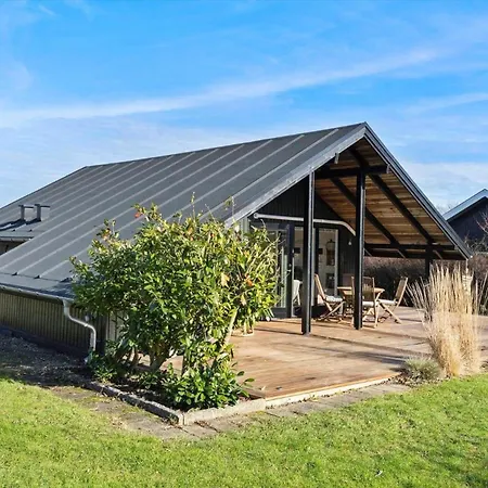 40516-juelsminde-pot-strandby-331 * Sonderby (Midtjylland)